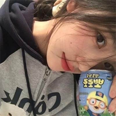 鲜花盛开的村庄